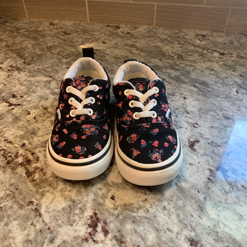 Vans - Floral print